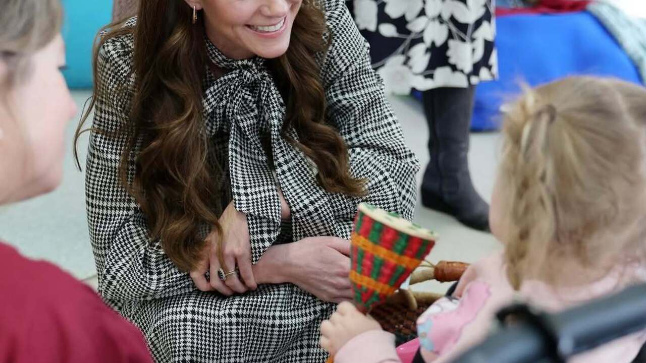 Kate Middleton w remisji pokazuje nowe zdjęcie zrobione przez 6-letniego księcia Louisa