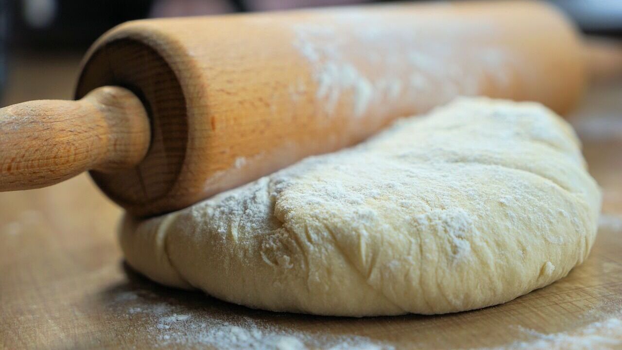The perfect all-purpose dough for any filling: how to make it