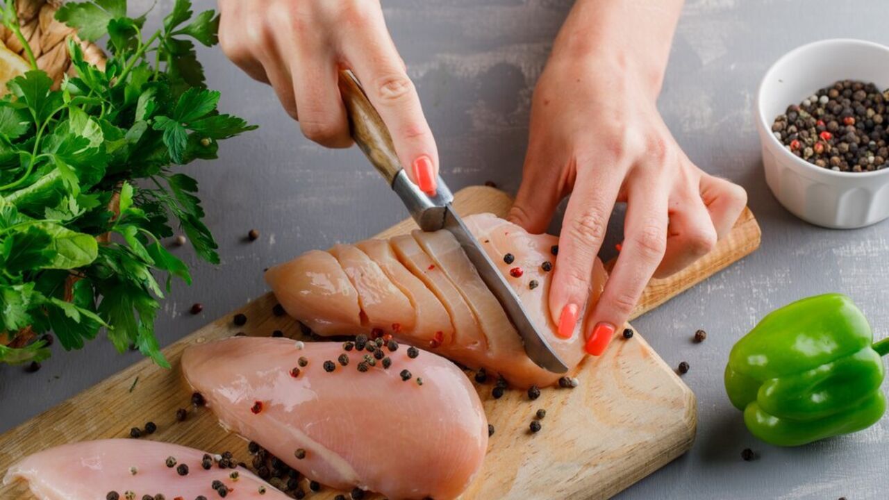 How to cook juicy and tasty fillet: we share the secrets of cooking
