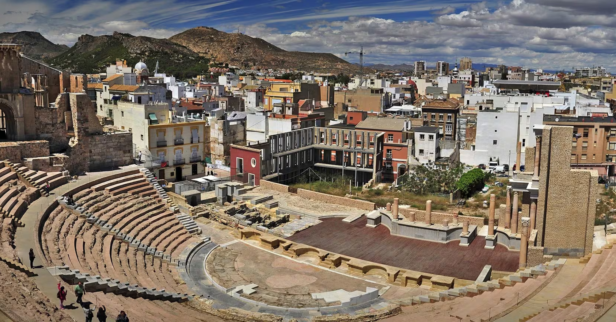 The city in Spain impresses with its majestic history: there are almost no tourists there