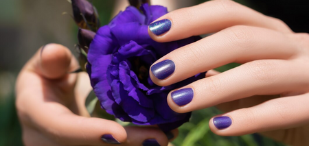 Jaki manicure warto wypróbować w 2025 roku: najlepsze pomysły gwiazd