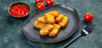 Zdrowe domowe nuggetsy zamiast kupionych w sklepie: z czego zrobić panierkę