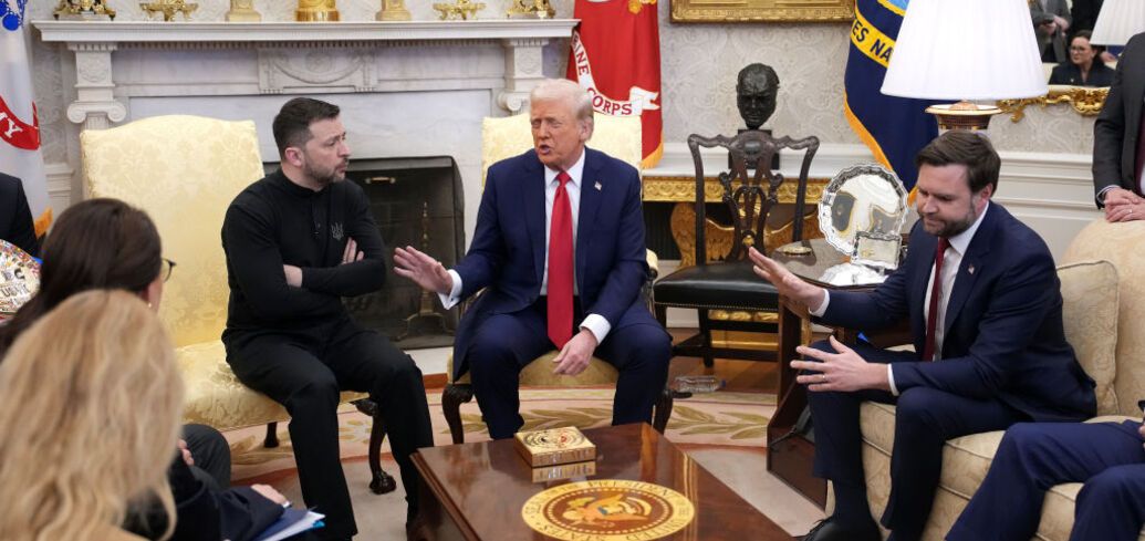 "Here comes the 4%": a poll was conducted in the United States to determine who is responsible for the quarrel in the Oval Office