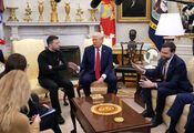 "Here comes the 4%": a poll was conducted in the United States to determine who is responsible for the quarrel in the Oval Office