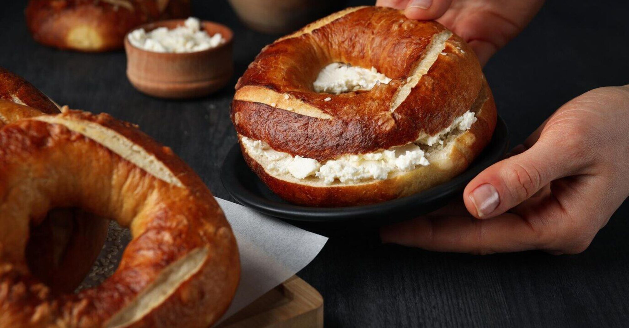 How to make three-ingredient bagels without an oven: a protein breakfast recipe