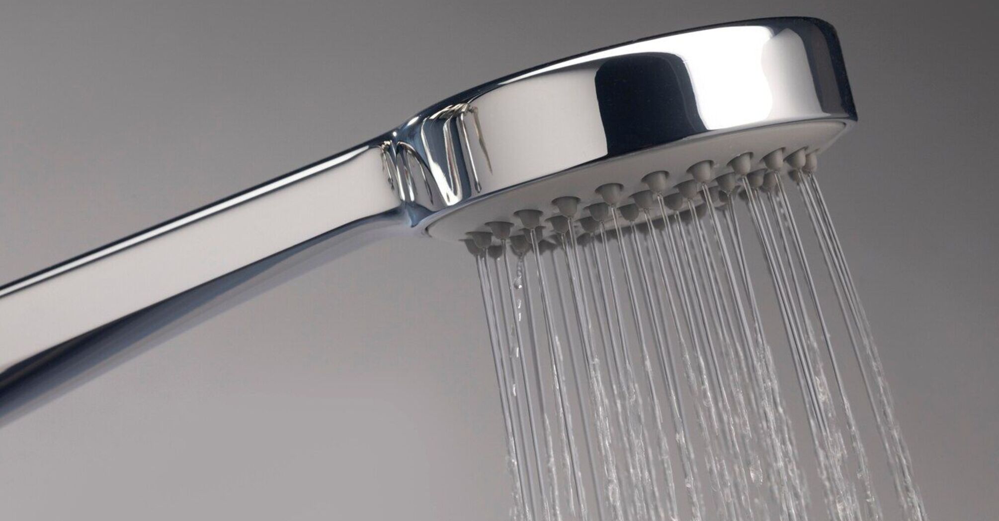 How to get rid of limescale on the shower head: there is an easy solution