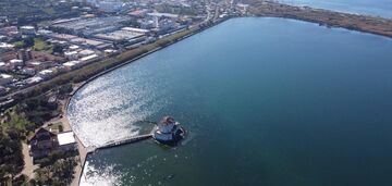 Starożytna rzymska willa wynurzyła się z jeziora we Włoszech. Zdjęcie