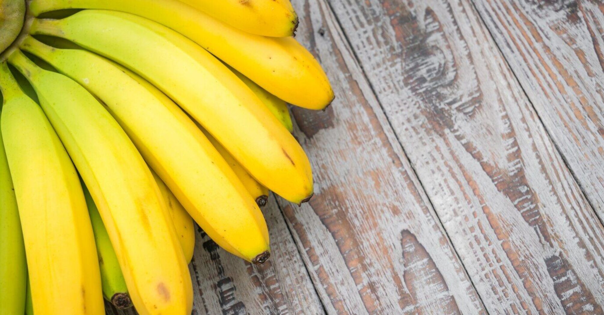 Bananas will stay fresh for two weeks longer: a simple life hack