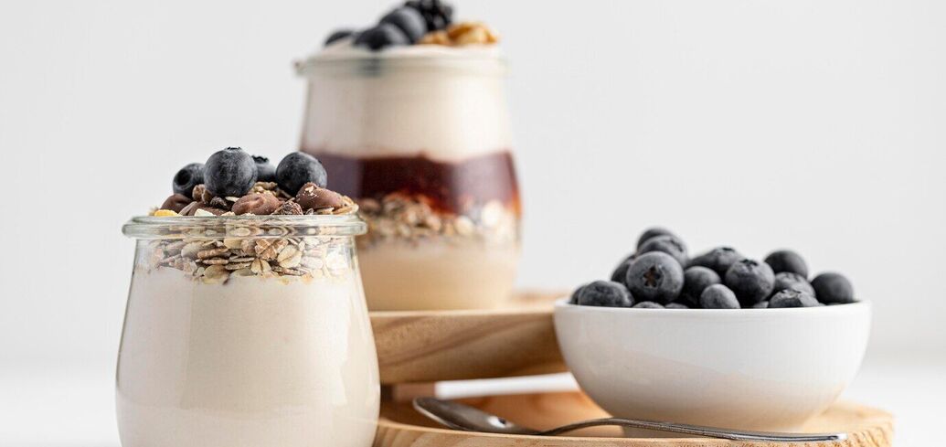 How to store open yogurt properly: will stay fresh for weeks