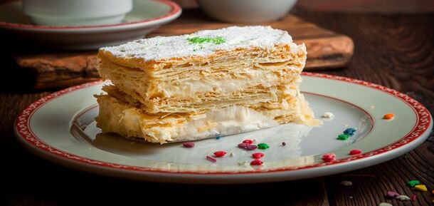 Delicious and healthy "Napoleon" made from phyllo dough: it takes a few minutes to prepare