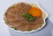 Tongue Sülze: how to cook a popular holiday appetizer in a delicious way