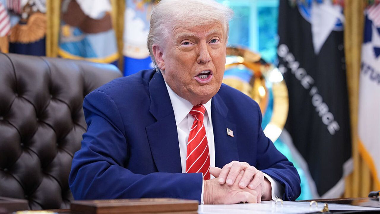 Трамп ответил на вопрос, почему дал Путину еще 50 дней, и вспомнил Байдена. Видео
