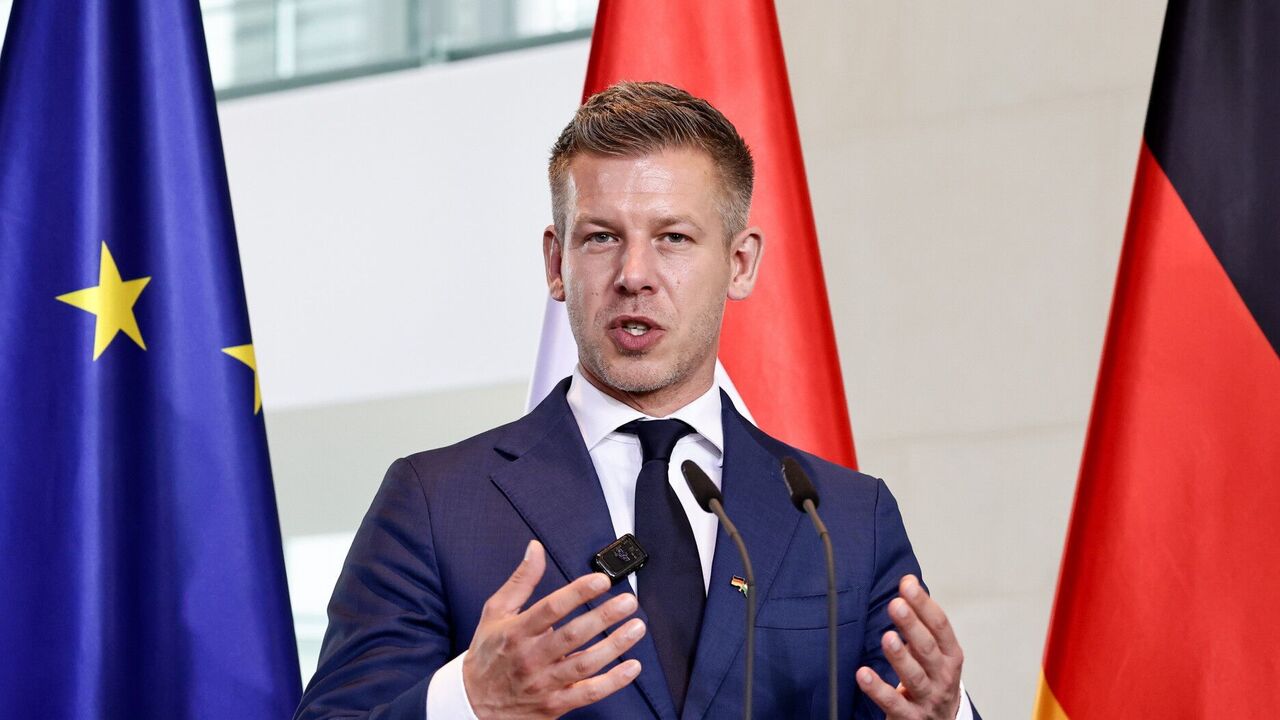"З міркувань енергетичної безпеки": Мадяр заявив про плани Угорщини максимально диверсифікувати постачання нафти й газу