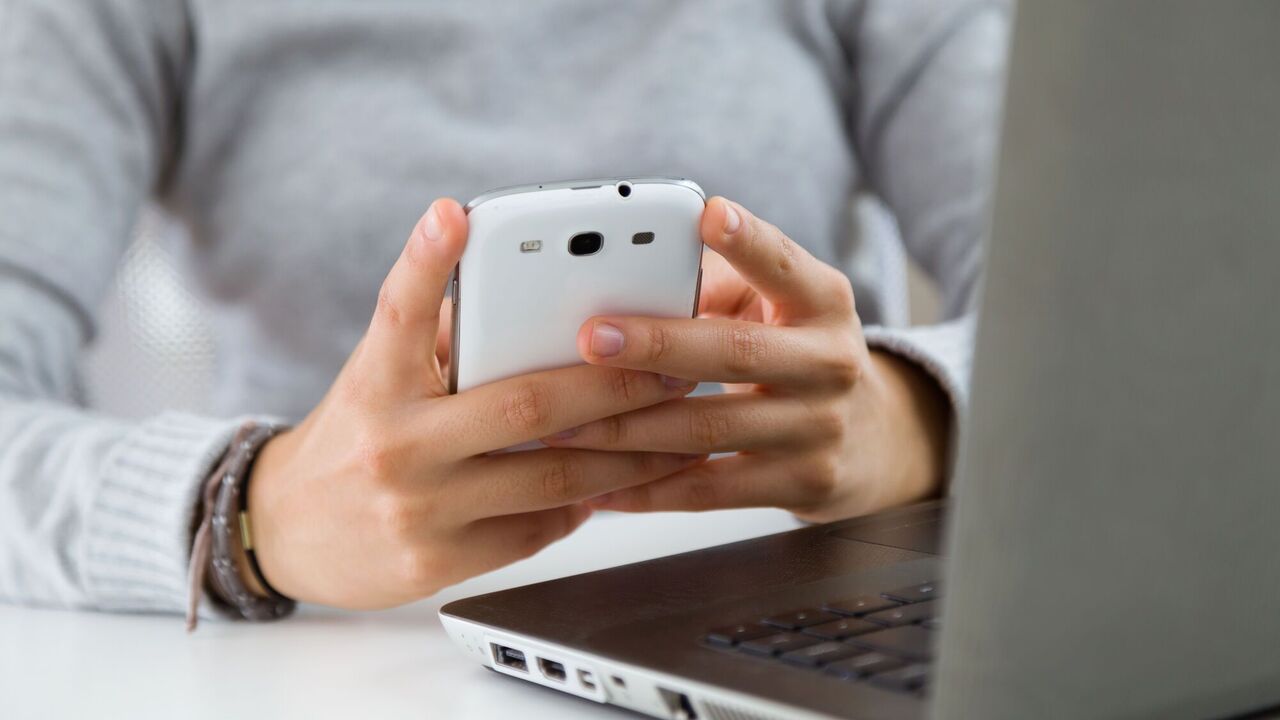 Как избавиться от "шпионских" настроек и ускорить работу смартфона: несколько простых шагов