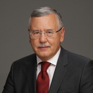 Анатолий Гриценко